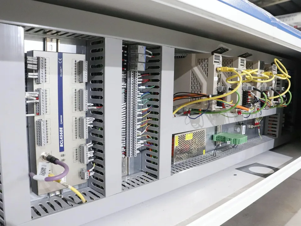 Máy cắt laser fiber 6025-12000W — chi tiết máy (ảnh 38)
