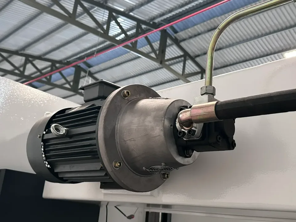 CNC Press Brakes 130T/3200 — Drive mechanism