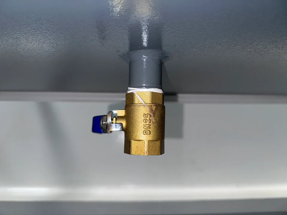 Máy chấn CNC 170T/3200 · góc chụp chi tiết 02 · lực chấn 170 T