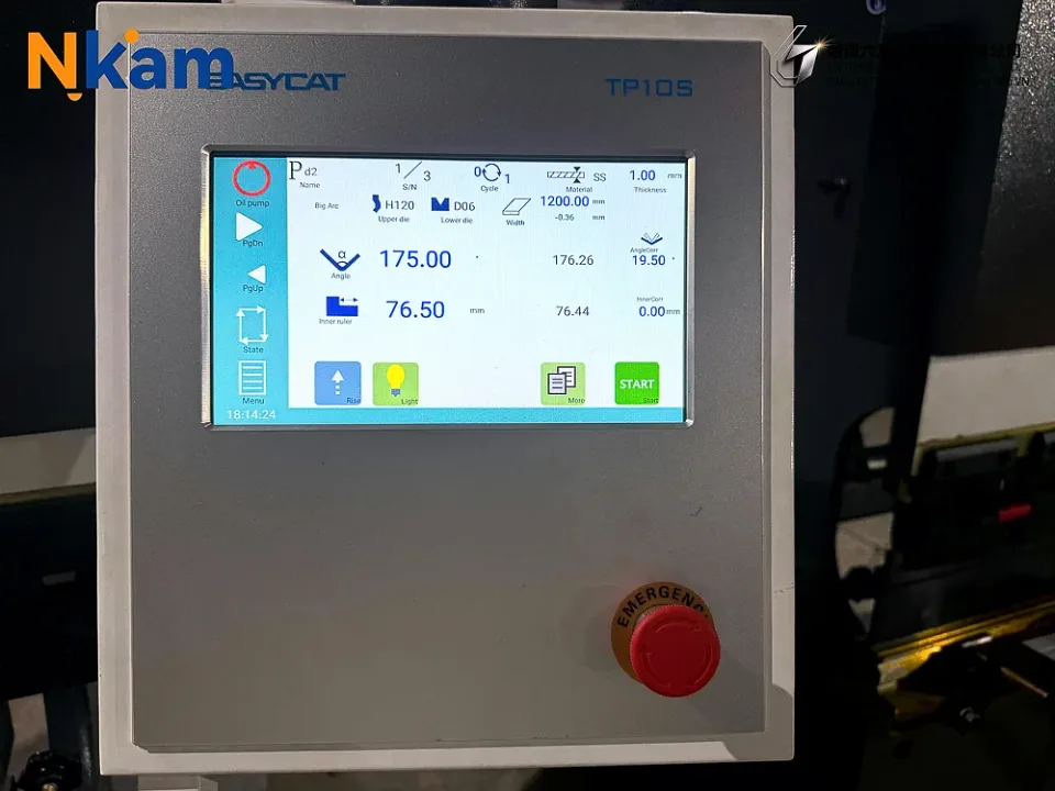CNC 절곡기 40T/1600 — 장비 상세 (6번 이미지)