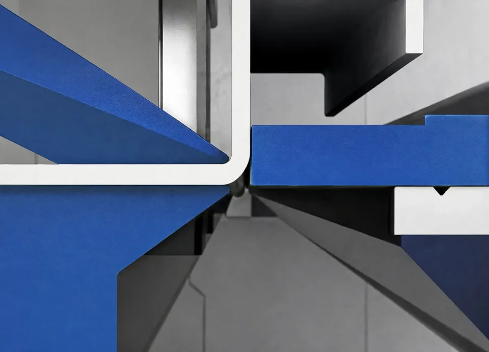 Máy chấn gấp tự động 2000 · góc chụp chi tiết 01 · cấu hình đã xác nhận Trục chấn trên/dưới Y1; Trục ép trên/dưới Z1/Z2; Trục cấp phôi trước/sau U1; Trục định vị D1; Trục xoay nâng định vị C1/X1