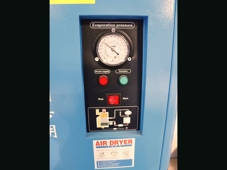 Máy nén khí 15KW-16BAR — chi tiết máy (ảnh 2)