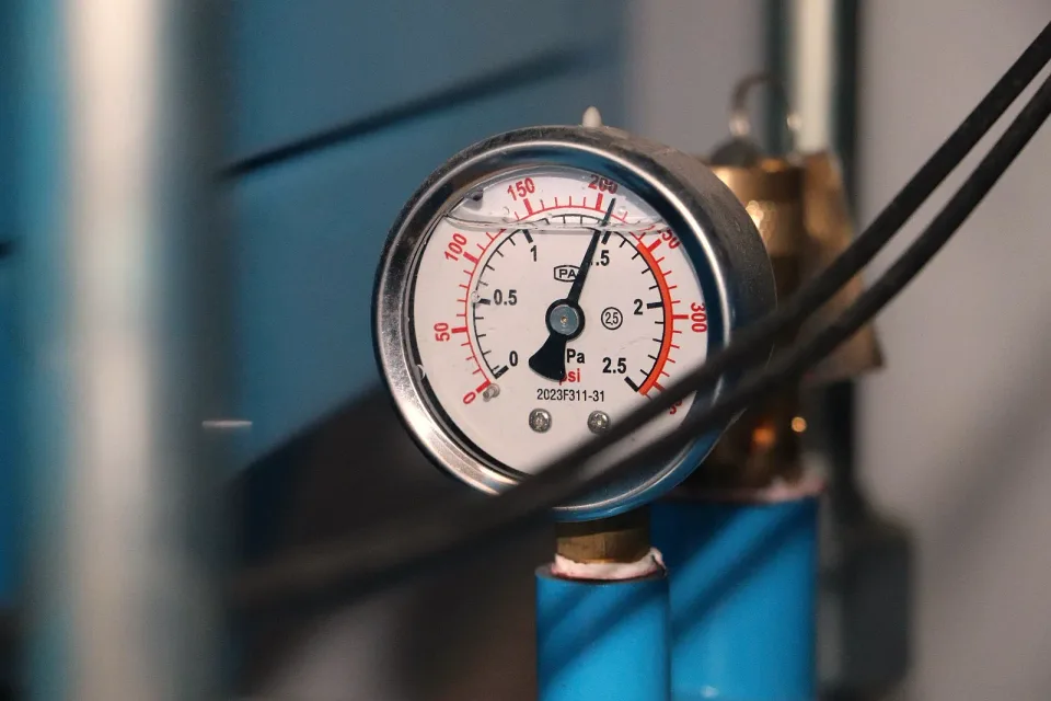 Máy nén khí 15KW-16BAR — chi tiết máy (ảnh 9)