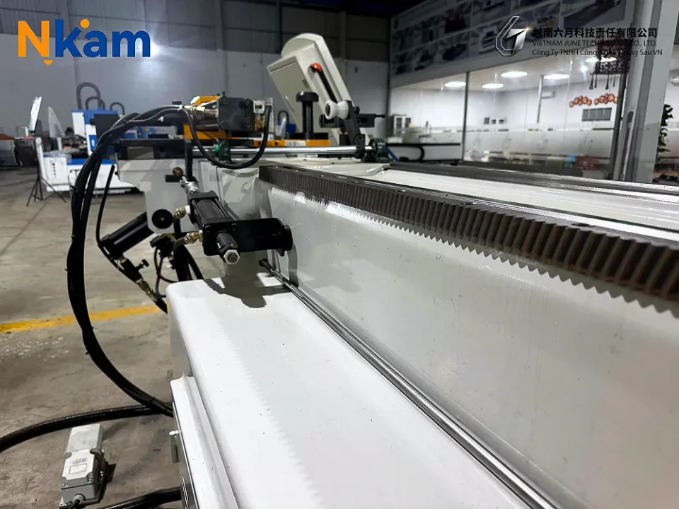 Máy uốn ống CNC DW38CNC-3A1S — chi tiết máy (ảnh 11)