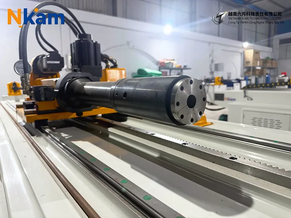 Máy uốn ống CNC DW38CNC-4A2S — chi tiết máy (ảnh 6)