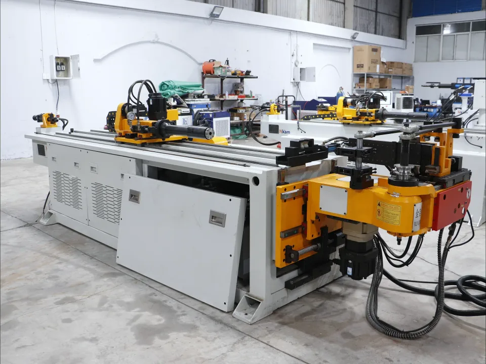 DW50CNC4A2S · Máy uốn ống