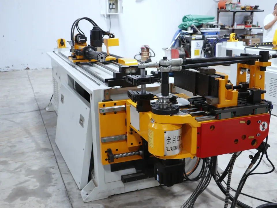 Máy uốn ống CNC DW50CNC4A2S — chi tiết máy (ảnh 23)