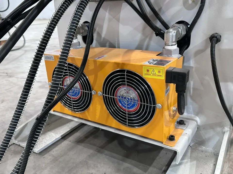 NC tube bender DW50NC — Cooling fan