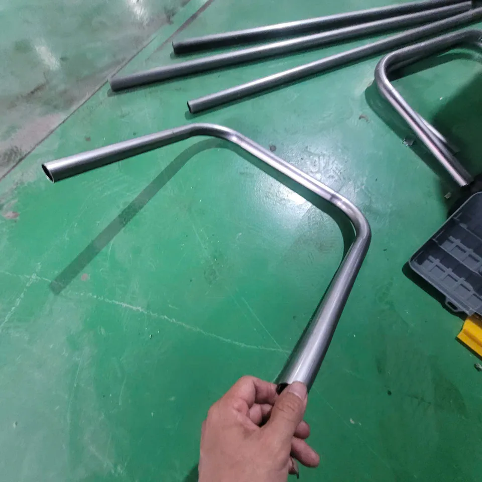 Ứng dụng máy uốn ống SW38NC · NKAM